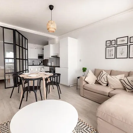 2ndhomes Modern 1br With Sauna And Balcony In Bulevardi Apartment *